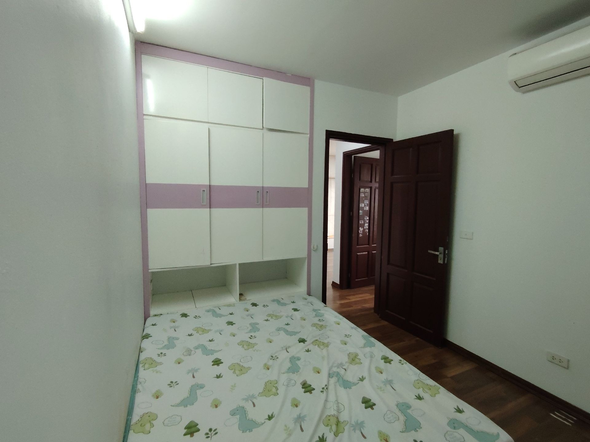 Bán nhà Hoàng Mai - diện tích 56m2 14 tầng - 2 Ngủ - giá 4,7 tỷ