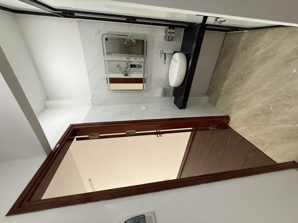Bán nhà Hai Bà Trưng - diện tích 40m2 5 tầng - Ô TÔ THÔNG - giá 12,5 tỷ