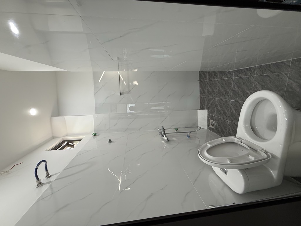 Bán nhà Hai Bà Trưng - diện tích 40m2 5 tầng - Ô TÔ THÔNG - giá 12,5 tỷ