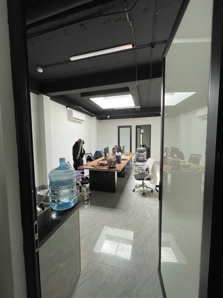 Bán nhà Tân Mai - diện tích 100m2 5 tầng - Mặt tiền rộng - giá 37,95 tỷ