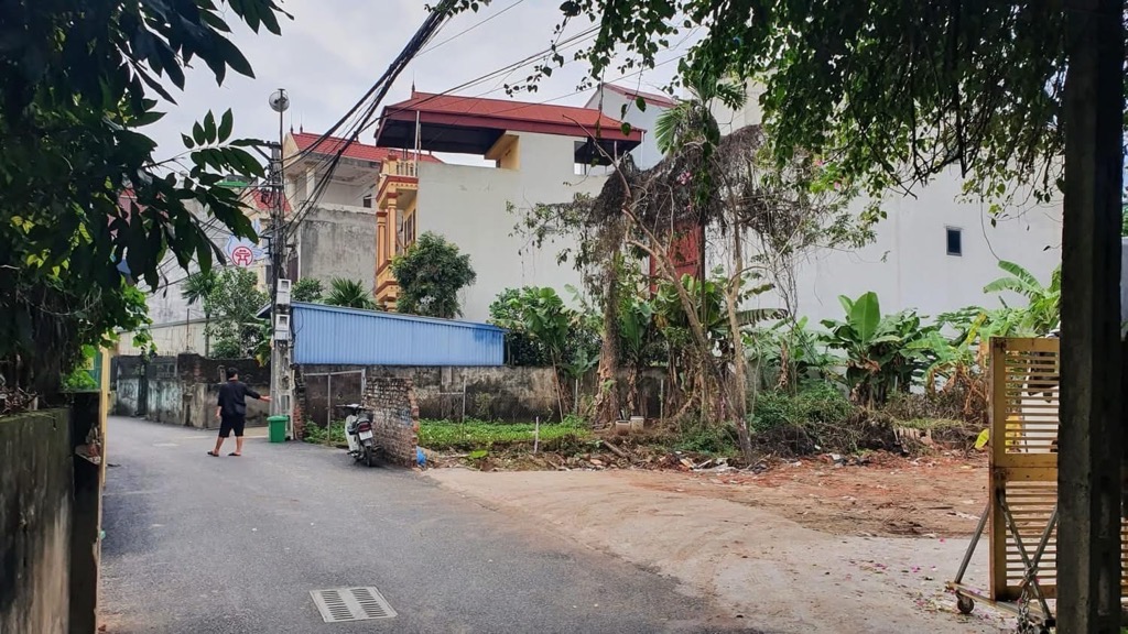 Bán nhà Ngõ 2 ô tô tránh - diện tích 397.6m2 0 tầng - Chỉ có 1 mặt tiền - giá 32 tỷ