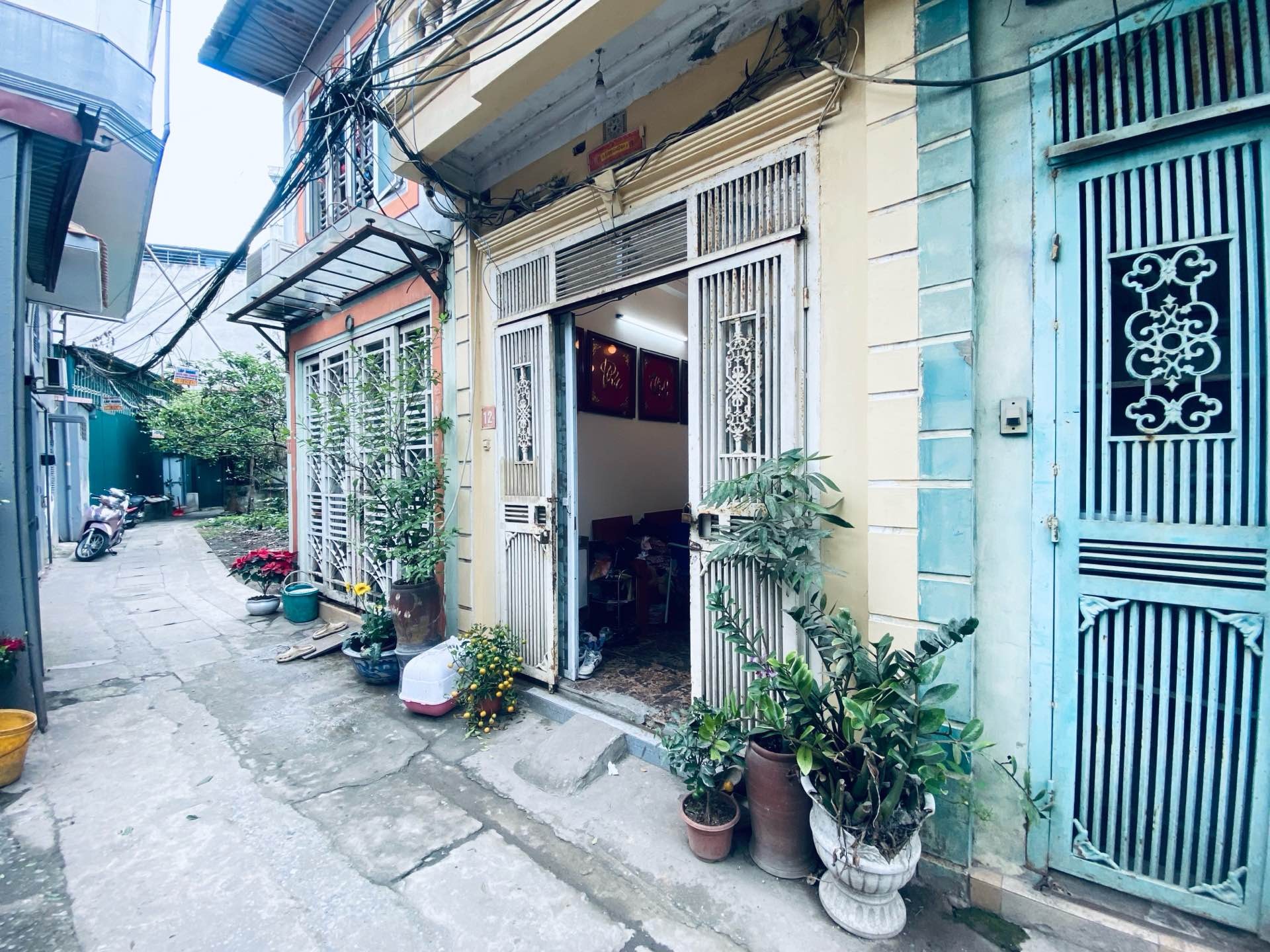 Bán nhà Nguyễn Chính - diện tích 27m2 4 tầng - Nhà dân xây KCBT chắc chắn - giá 5,3 tỷ