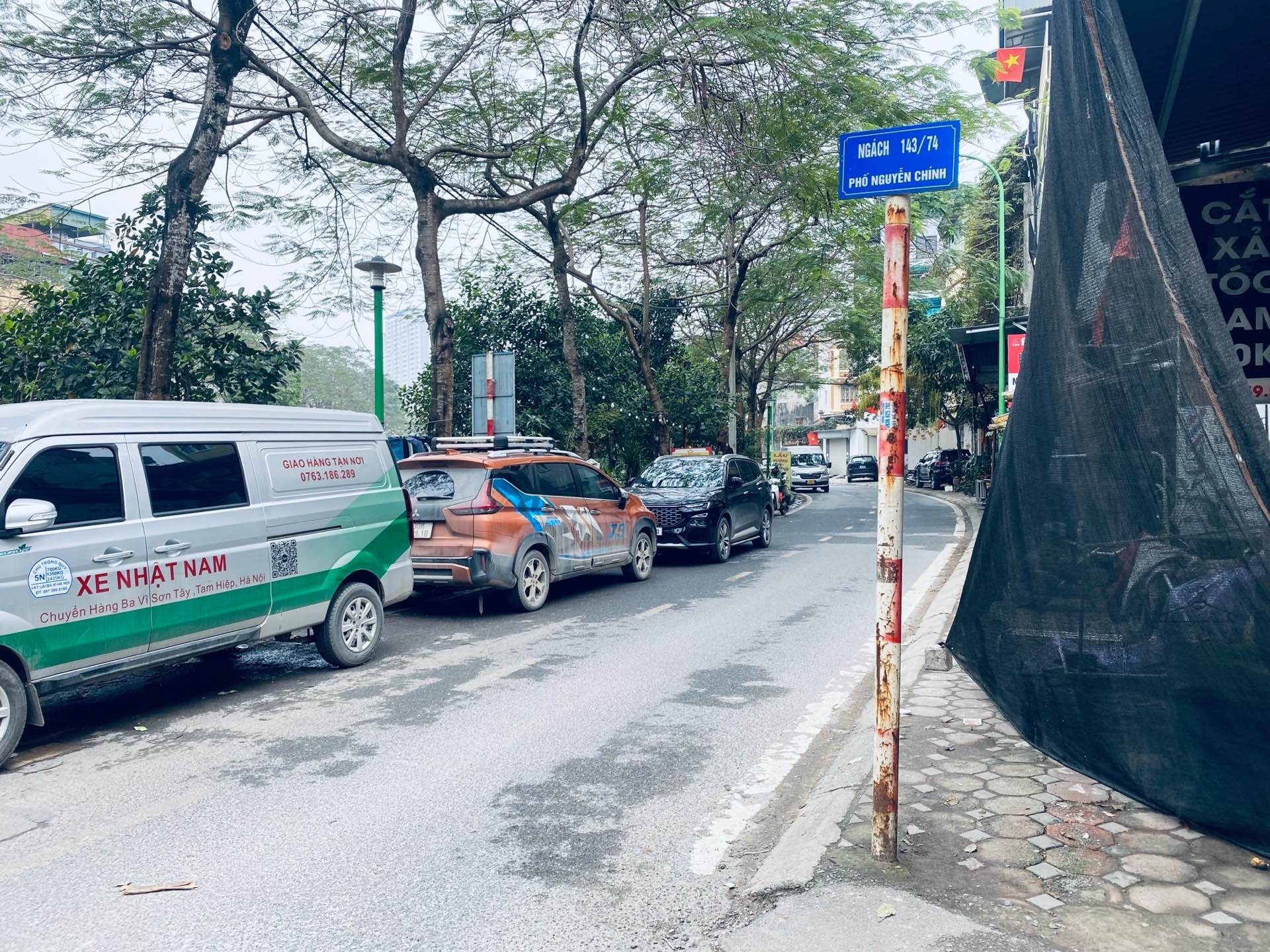 Bán nhà Nguyễn Chính - diện tích 27m2 4 tầng - Nhà dân xây KCBT chắc chắn - giá 5,3 tỷ