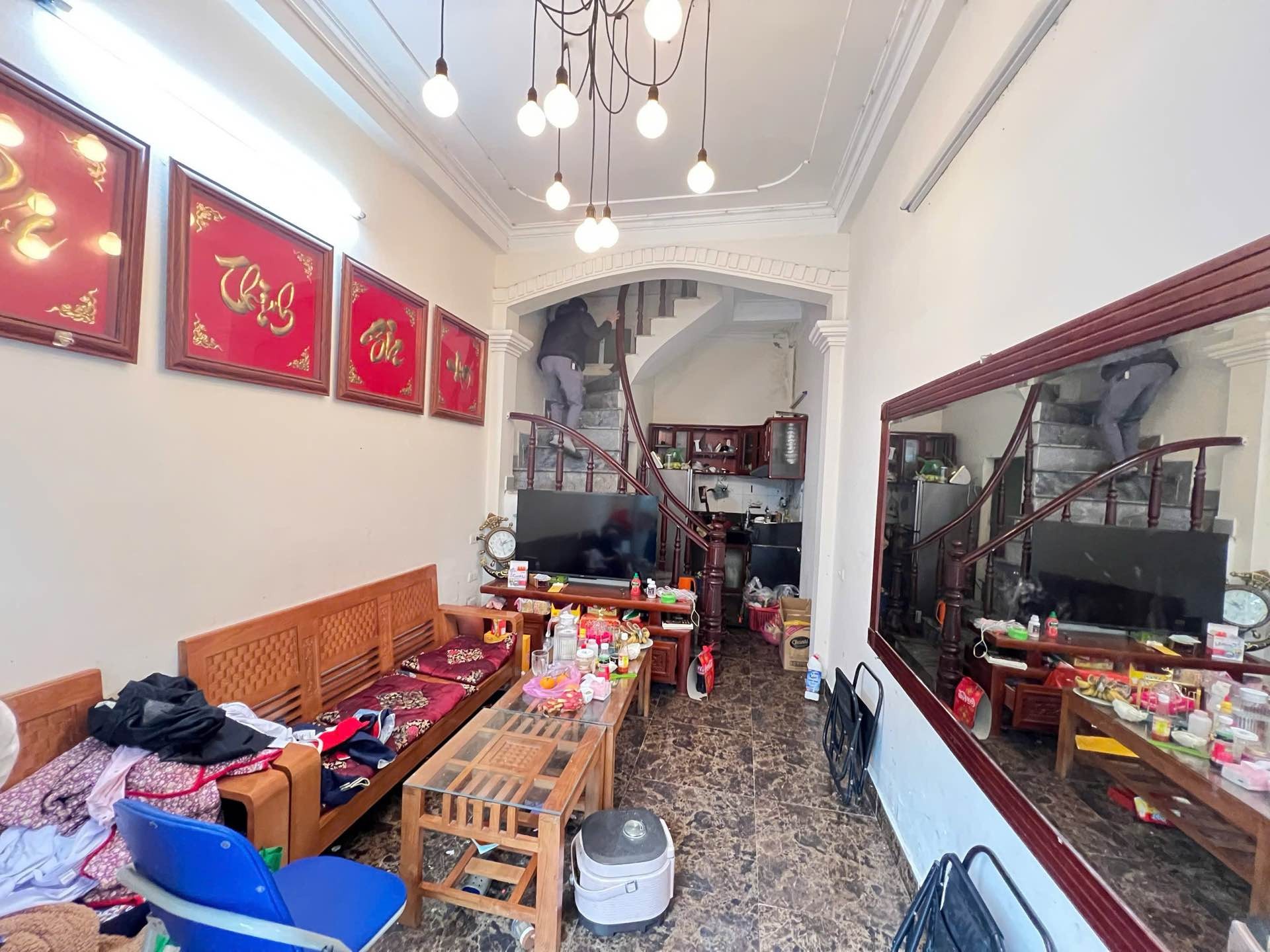 Bán nhà Nguyễn Chính - diện tích 27m2 4 tầng - Nhà dân xây KCBT chắc chắn - giá 5,3 tỷ