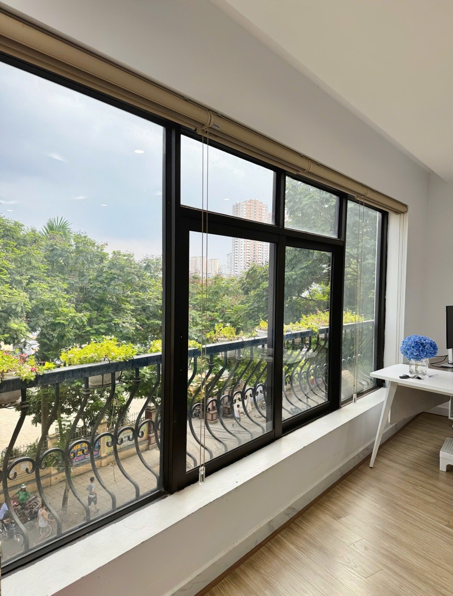 Bán nhà Hoàng Mai - diện tích 72m2 8 tầng - Mặt phố vỉa hè - giá 45 tỷ
