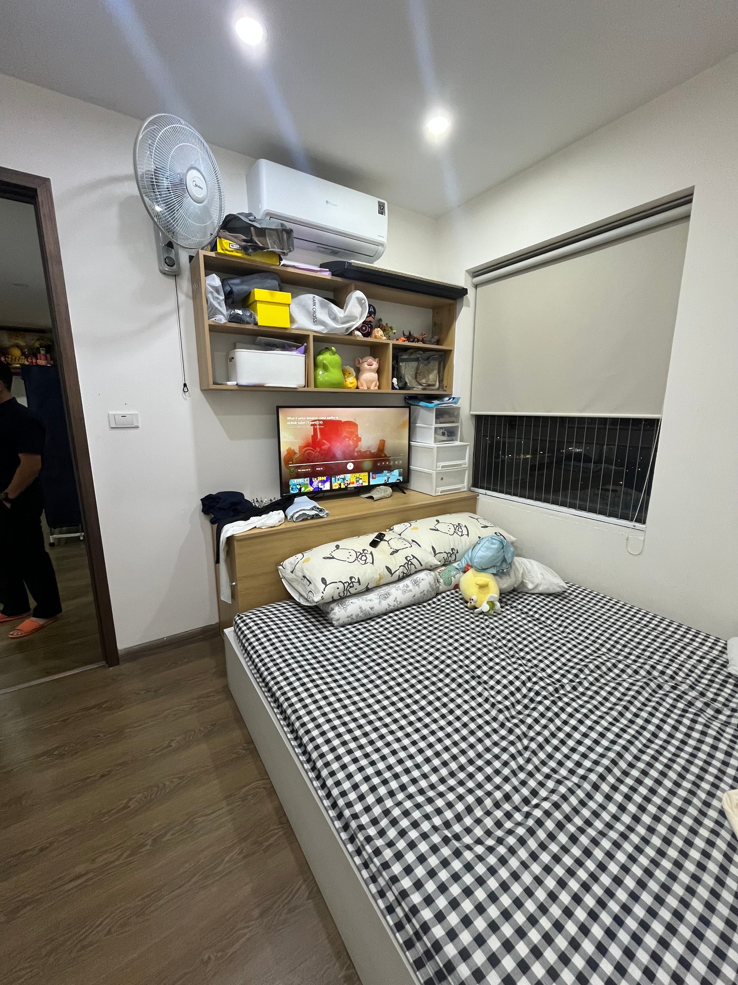 Bán nhà Ngọc Hồi - diện tích 56m2 27 tầng - Căn hộ cao cấp gần hồ Linh Đàm - giá 9,5 tỷ