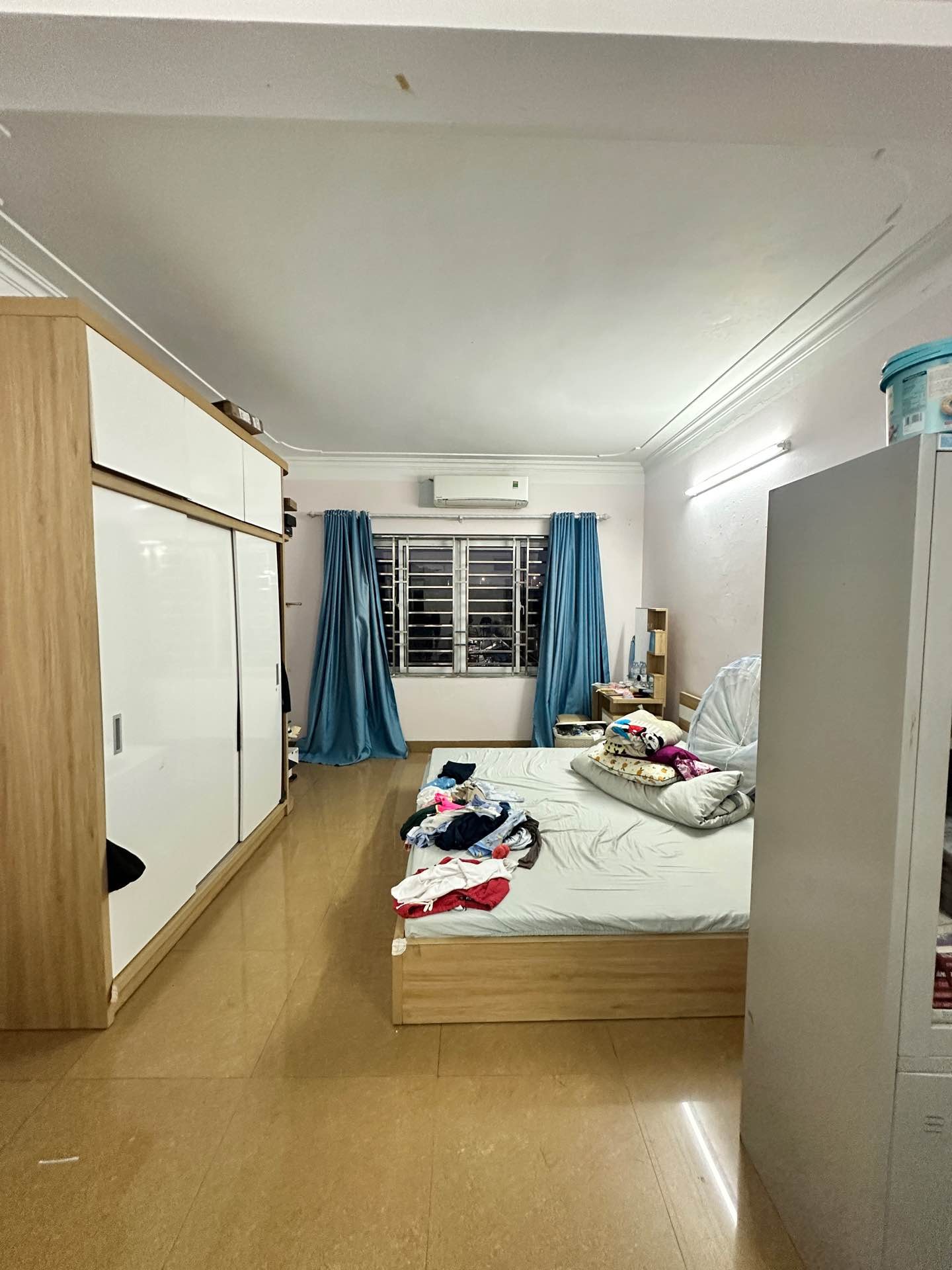 Bán nhà Vĩnh Tuy - diện tích 63m2 3 tầng - Ô Tô Đỗ Ngay Đêm Vào Nhà - giá 20,3 tỷ