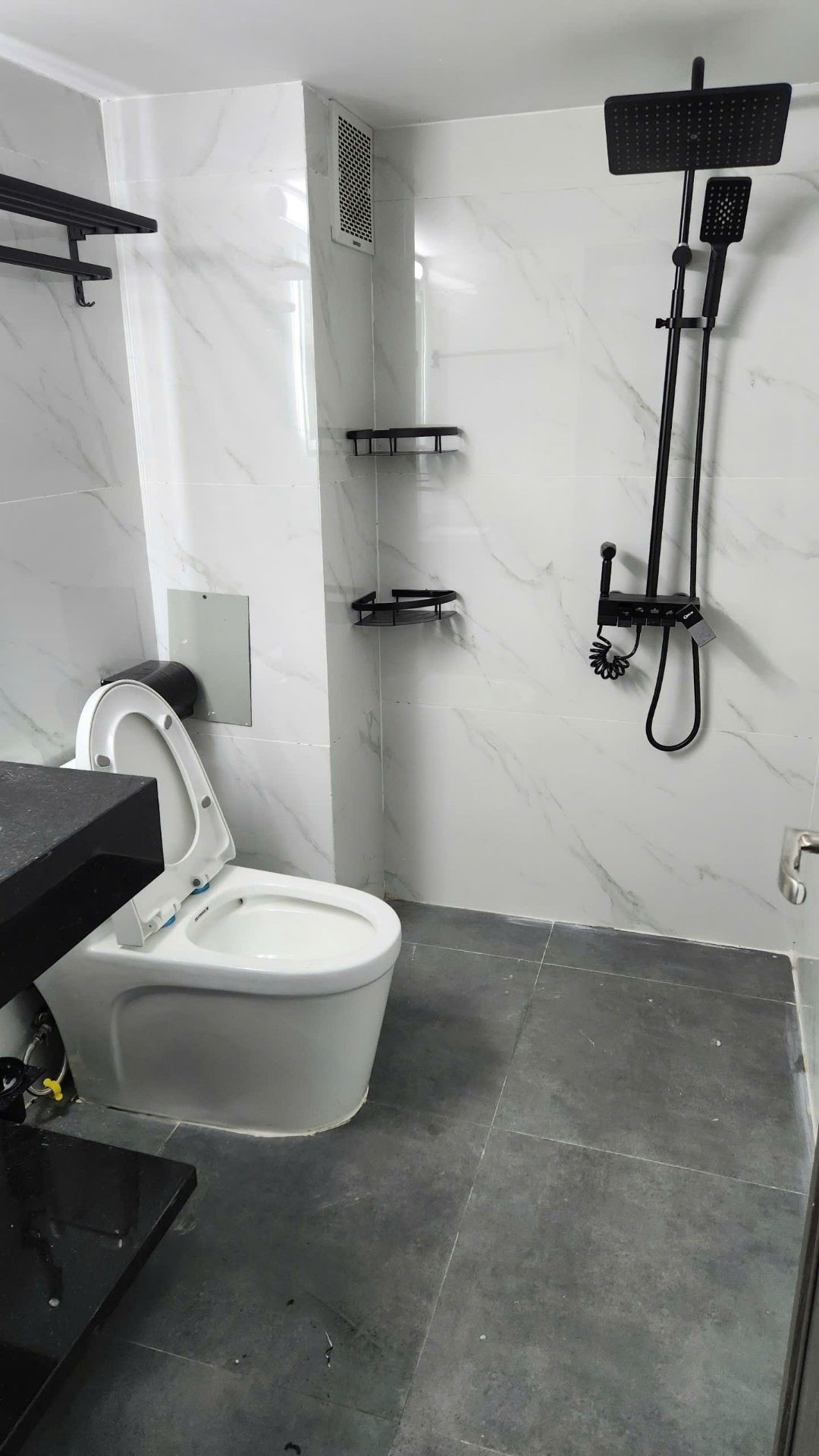 Bán nhà Đại La - diện tích 66m2 9 tầng - mặt phố kinh doanh vỉa hè rộng - giá 41 tỷ