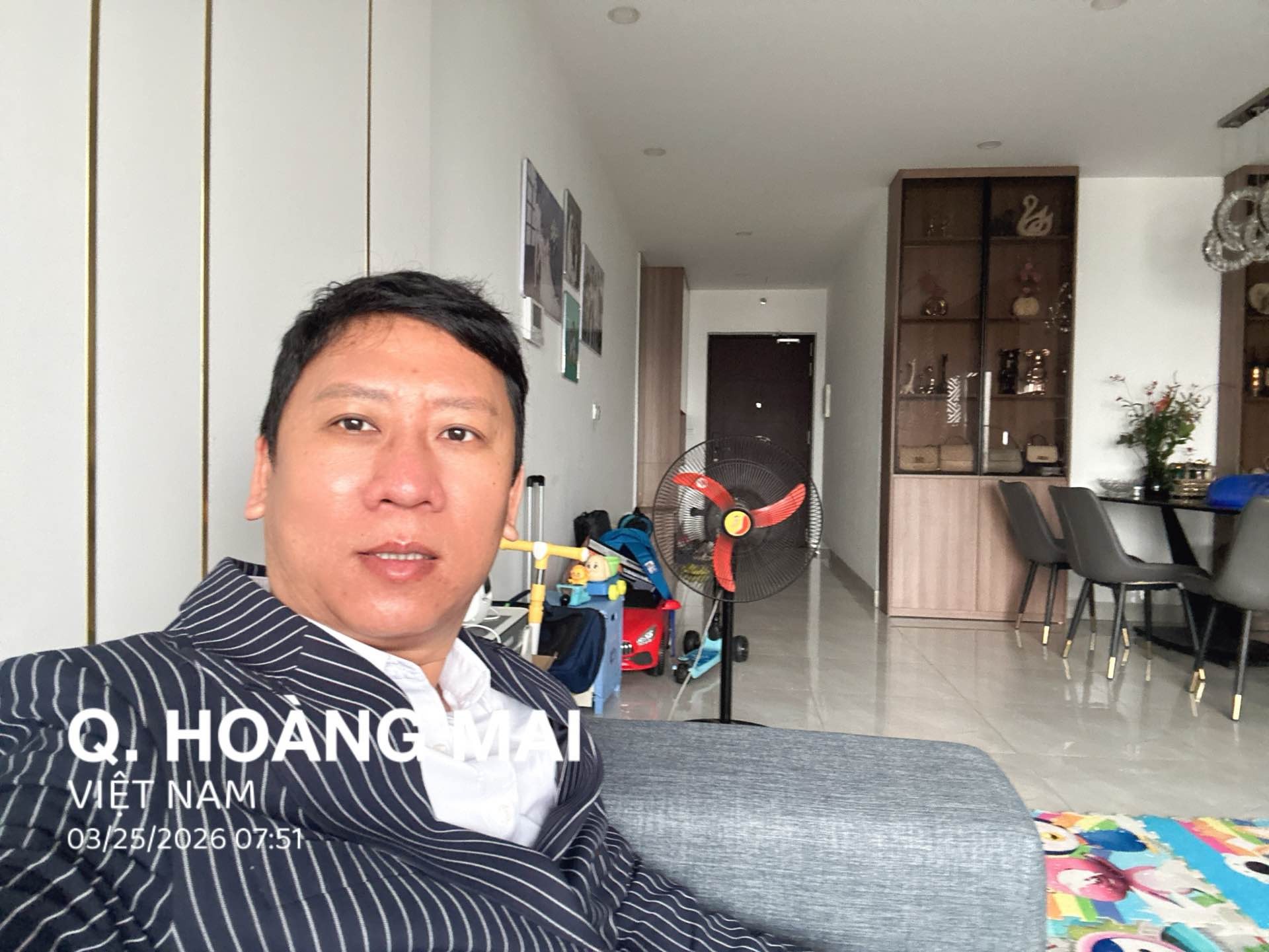 Bán nhà Hoàng Mai - diện tích 115m2 7 tầng - Căn hộ 3 ngủ cao cấp - giá 10,5 tỷ