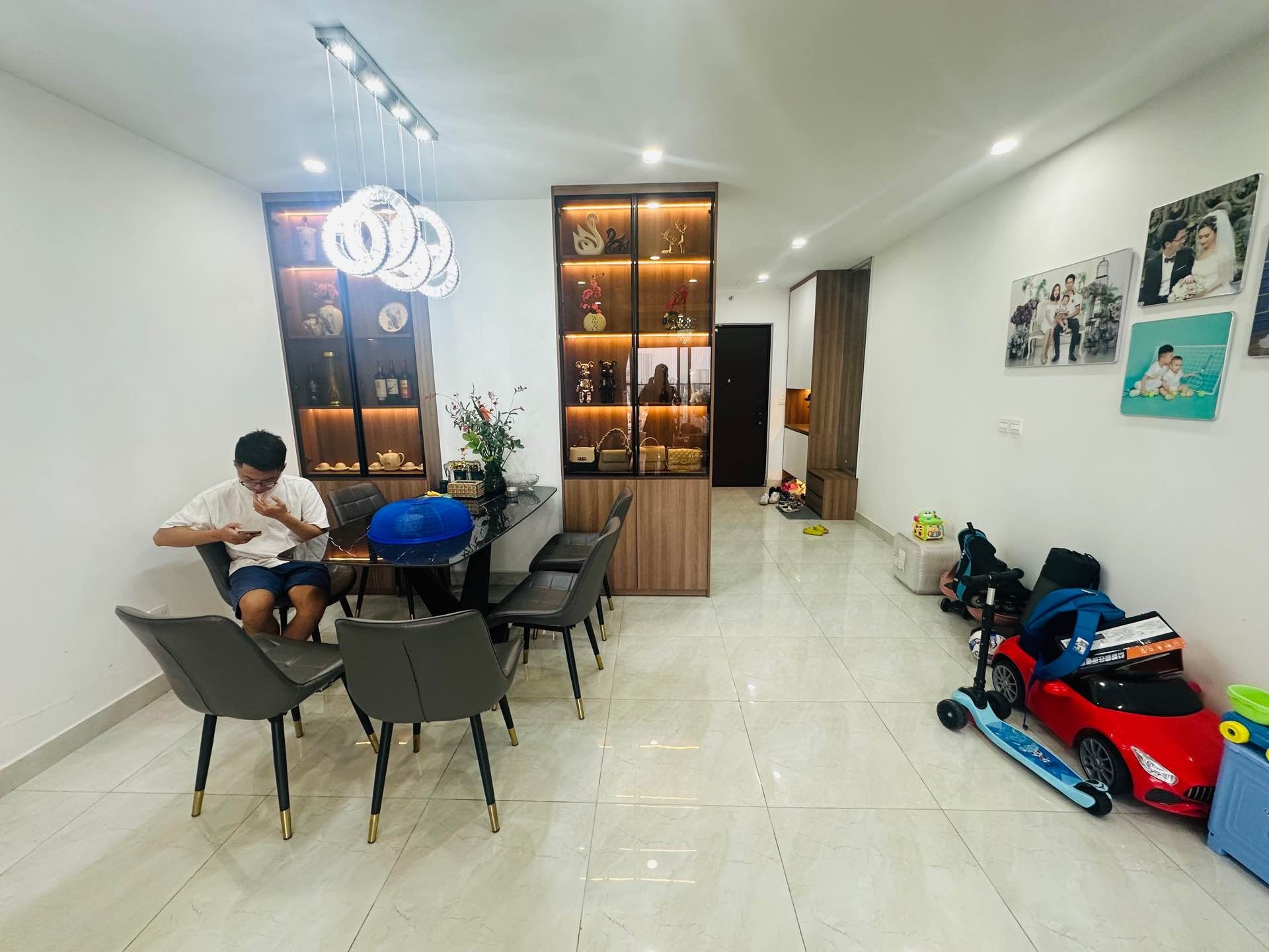 Bán nhà Hoàng Mai - diện tích 115m2 7 tầng - Căn hộ 3 ngủ cao cấp - giá 10,5 tỷ