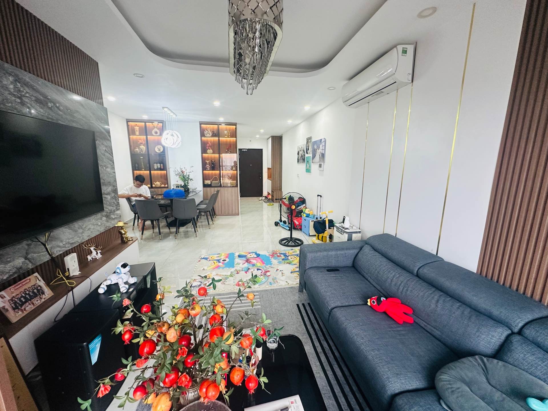 Bán nhà Hoàng Mai - diện tích 115m2 7 tầng - Căn hộ 3 ngủ cao cấp - giá 10,5 tỷ