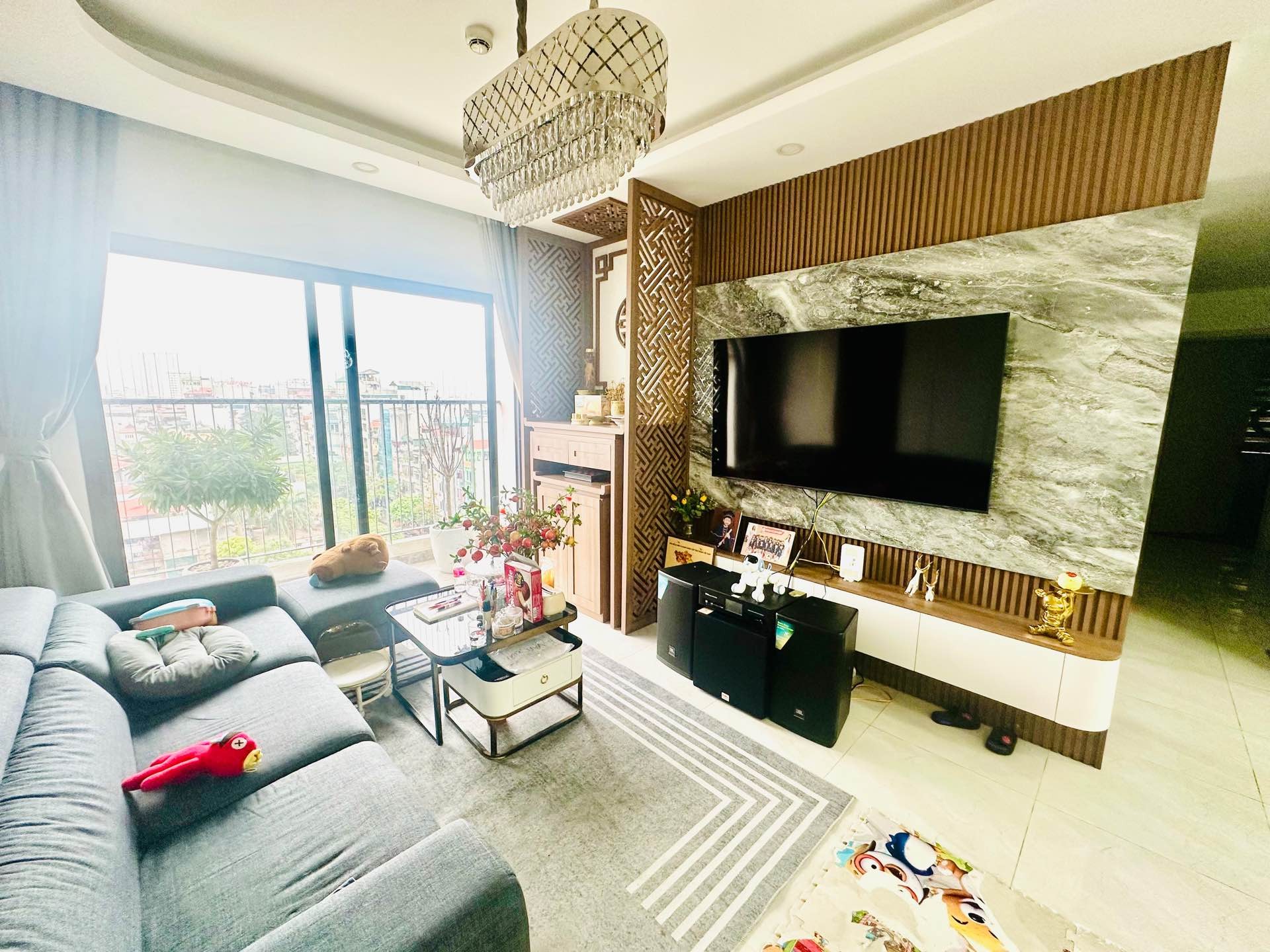 Bán nhà Hoàng Mai - diện tích 115m2 7 tầng - Căn hộ 3 ngủ cao cấp - giá 10,5 tỷ