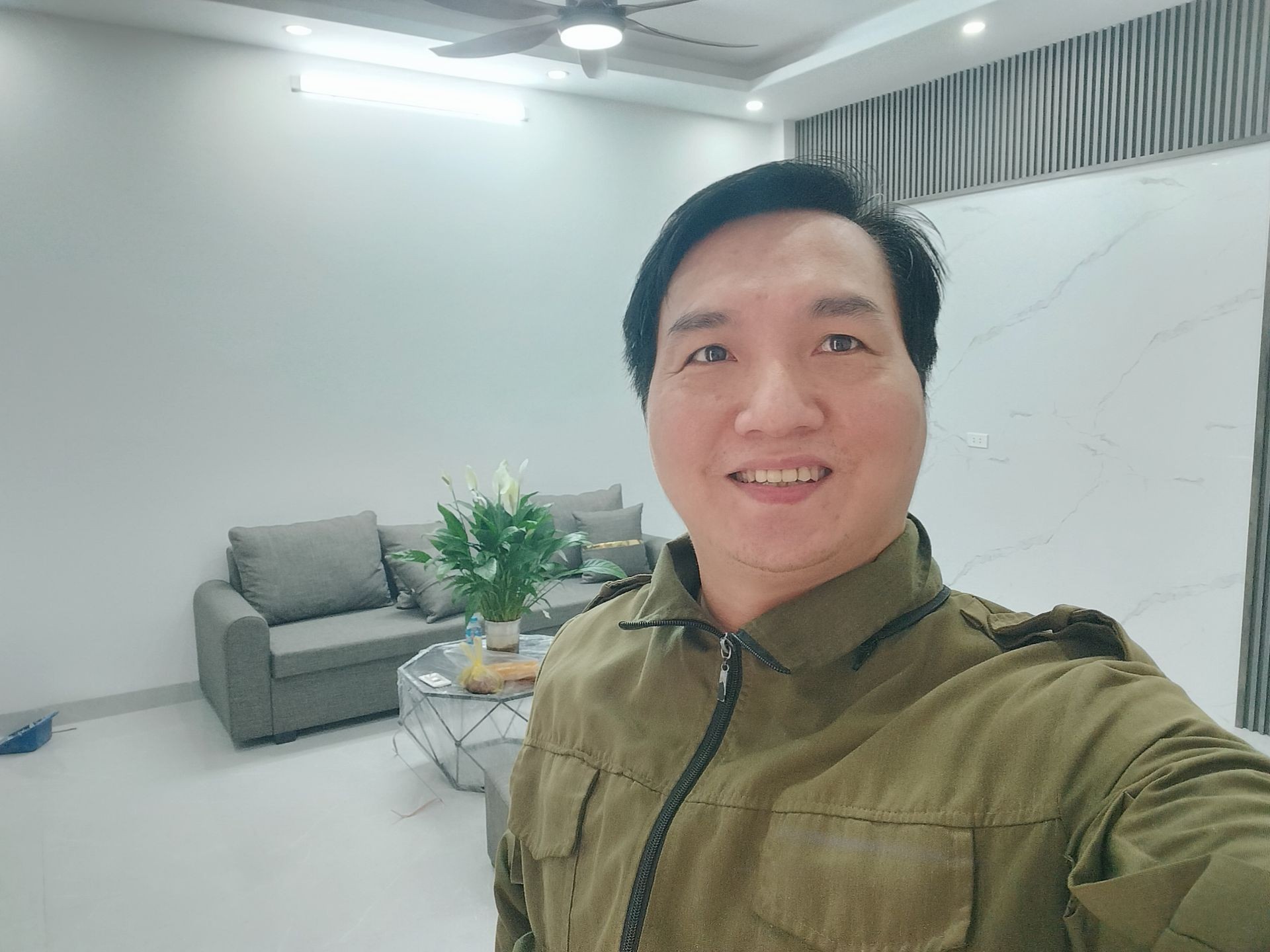 Bán nhà Kim Ngưu - diện tích 40m2 5 tầng - Nhà mới đẹp thang máy - giá 12,8 tỷ
