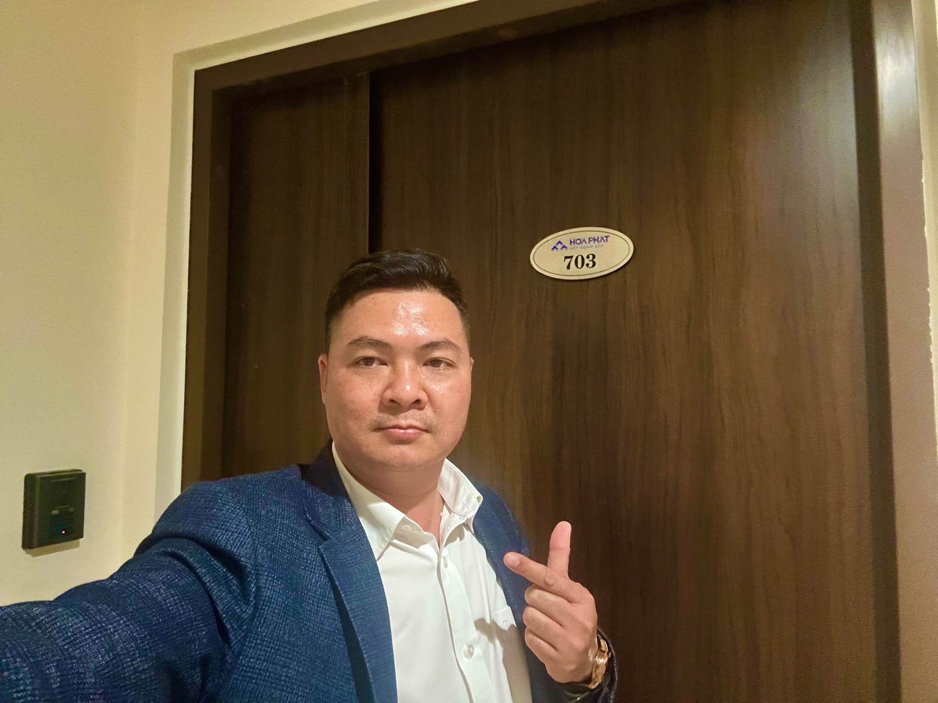 Bán nhà Nguyễn Đức Cảnh - diện tích 105m2 21 tầng - Căn góc thiết kế 3 phòng ngủ - giá 9,3 tỷ