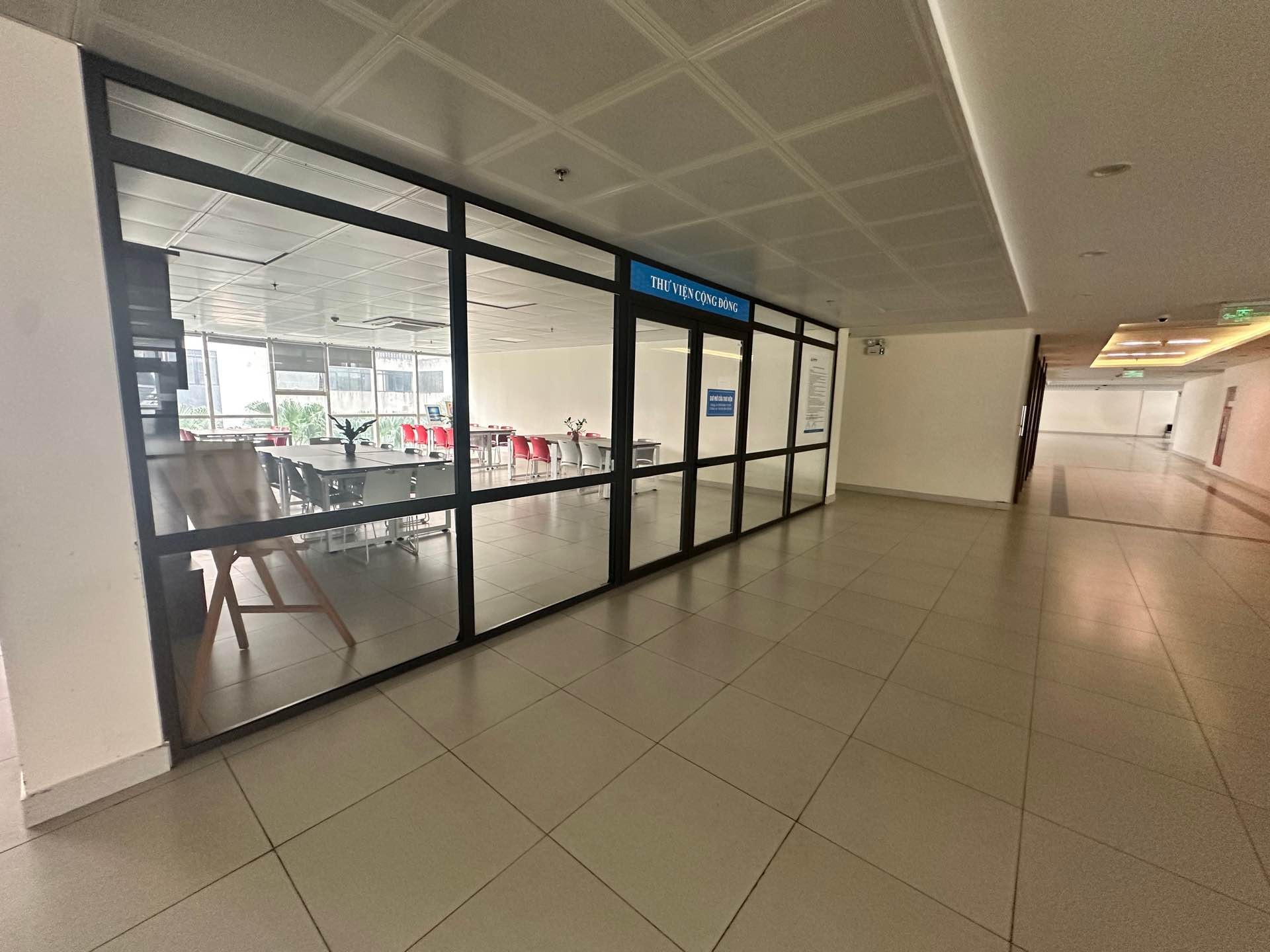 Bán nhà Nguyễn Đức Cảnh - diện tích 105m2 21 tầng - Căn góc thiết kế 3 phòng ngủ - giá 9,3 tỷ