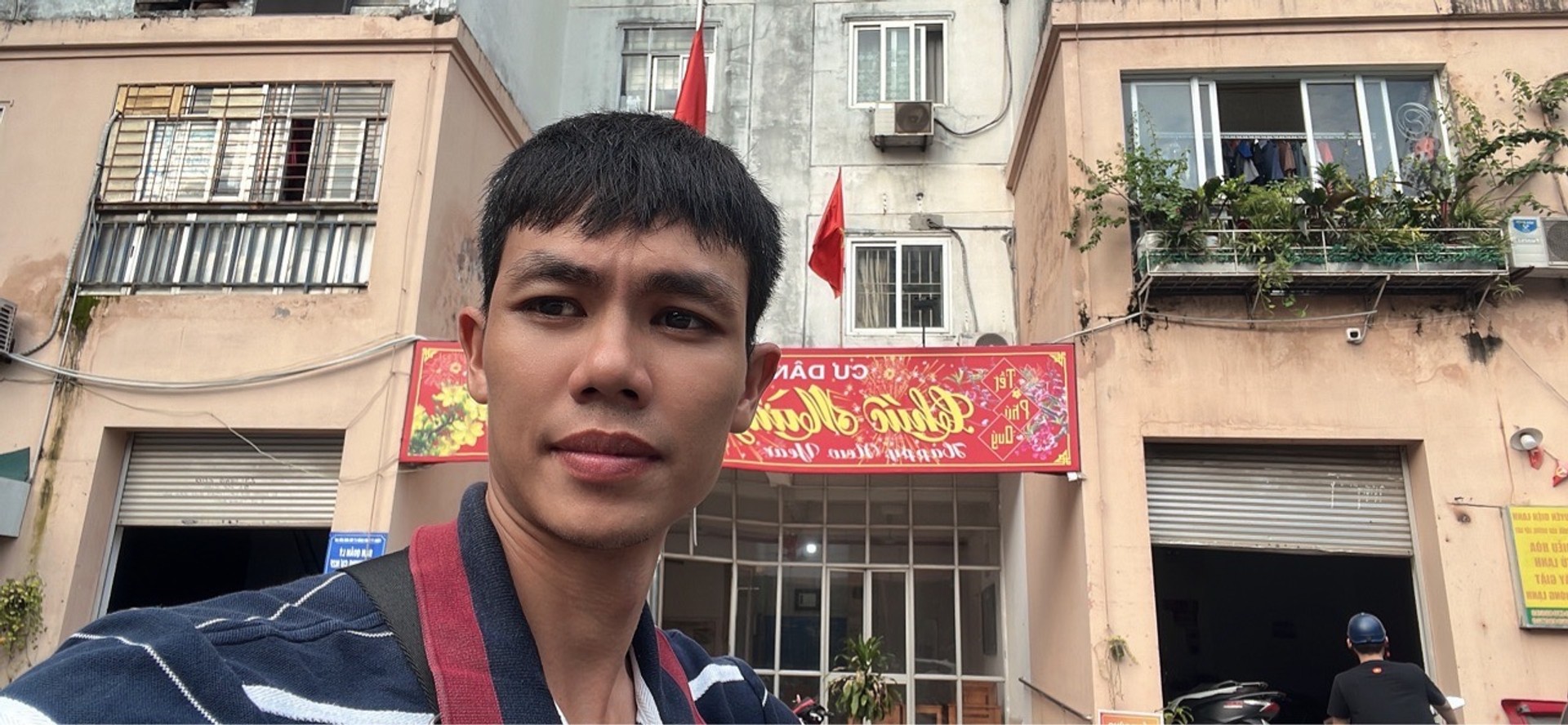 Bán nhà Lê Văn Lương - diện tích 53m2 3 tầng - Mặt phố - giá 4,3 tỷ