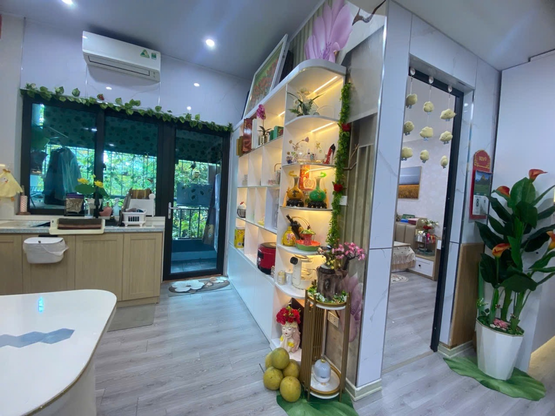 Bán nhà Lê Văn Lương - diện tích 53m2 3 tầng - Mặt phố - giá 4,3 tỷ