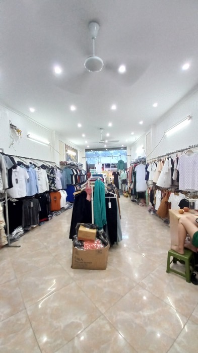 Bán nhà Trương Định - diện tích 64m2 5 tầng - Mặt phố kinh doanh sầm uất - giá 26 tỷ