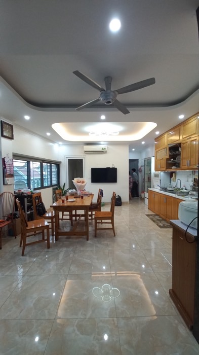 Bán nhà Trương Định - diện tích 64m2 5 tầng - Mặt phố kinh doanh sầm uất - giá 26 tỷ