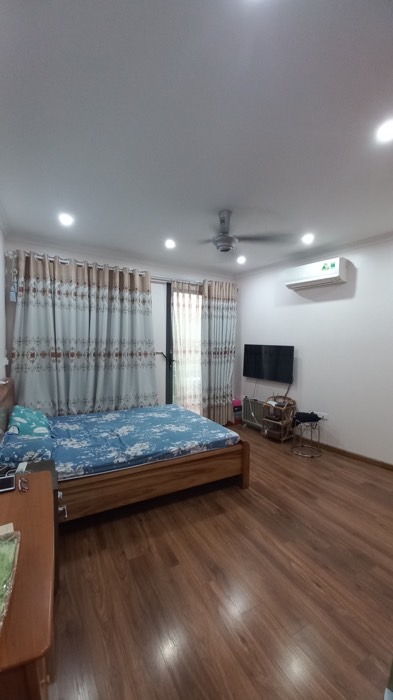 Bán nhà Trương Định - diện tích 64m2 5 tầng - Mặt phố kinh doanh sầm uất - giá 26 tỷ