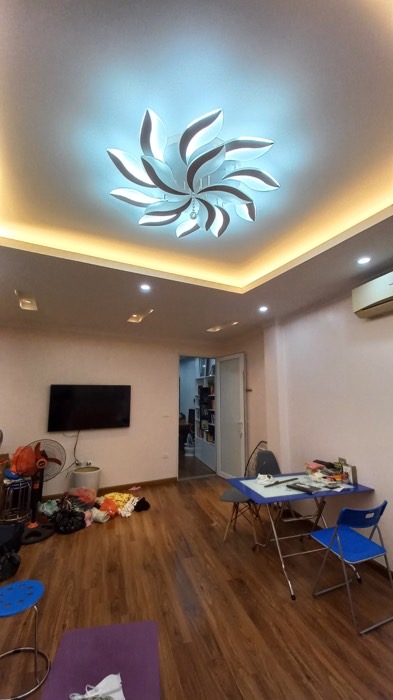 Bán nhà Trương Định - diện tích 64m2 5 tầng - Mặt phố kinh doanh sầm uất - giá 26 tỷ