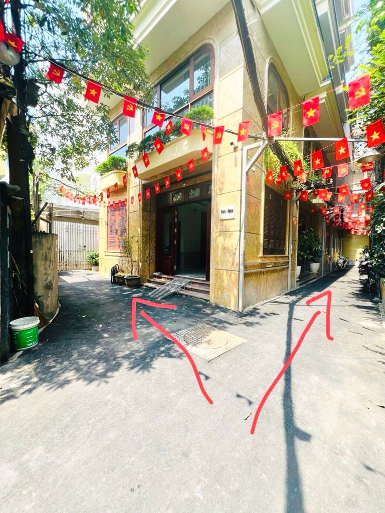 Bán nhà Âu Cơ - diện tích 120.9m2 1 tầng - Đang cập nhật - giá 29,2 tỷ