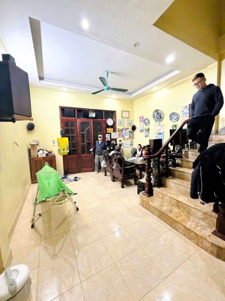 Bán nhà Âu Cơ - diện tích 120.9m2 1 tầng - Đang cập nhật - giá 29,2 tỷ