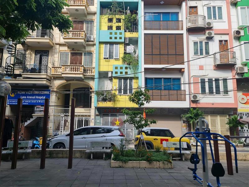 Bán nhà Hoàng Ngân - diện tích 66m2 5 tầng - Ô TÔ VÒNG QUANH - giá 32,4 tỷ