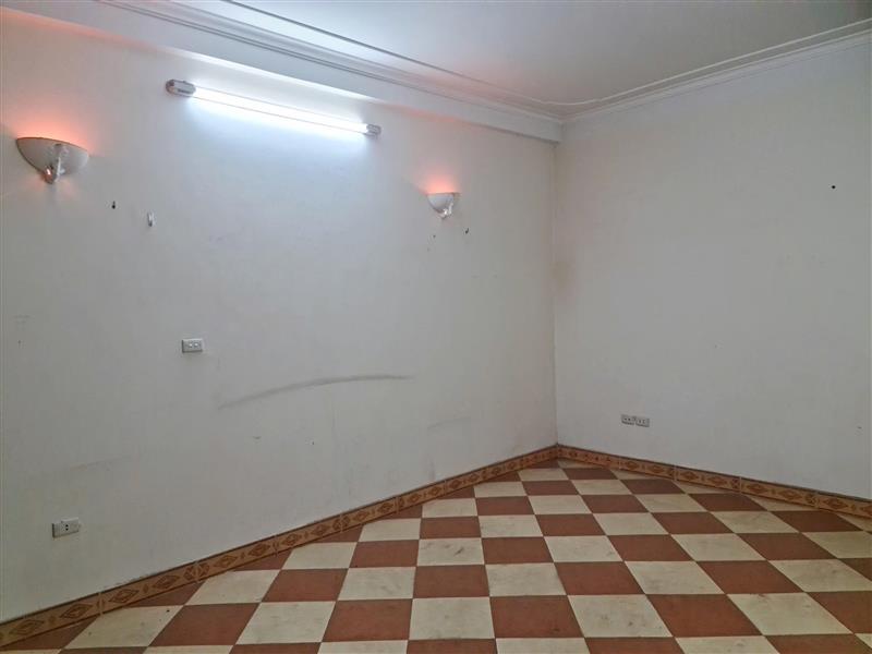 Bán nhà Hoàng Ngân - diện tích 66m2 5 tầng - Ô TÔ VÒNG QUANH - giá 32,4 tỷ