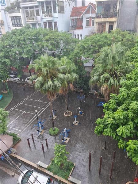 Bán nhà Hoàng Ngân - diện tích 66m2 5 tầng - Ô TÔ VÒNG QUANH - giá 32,4 tỷ