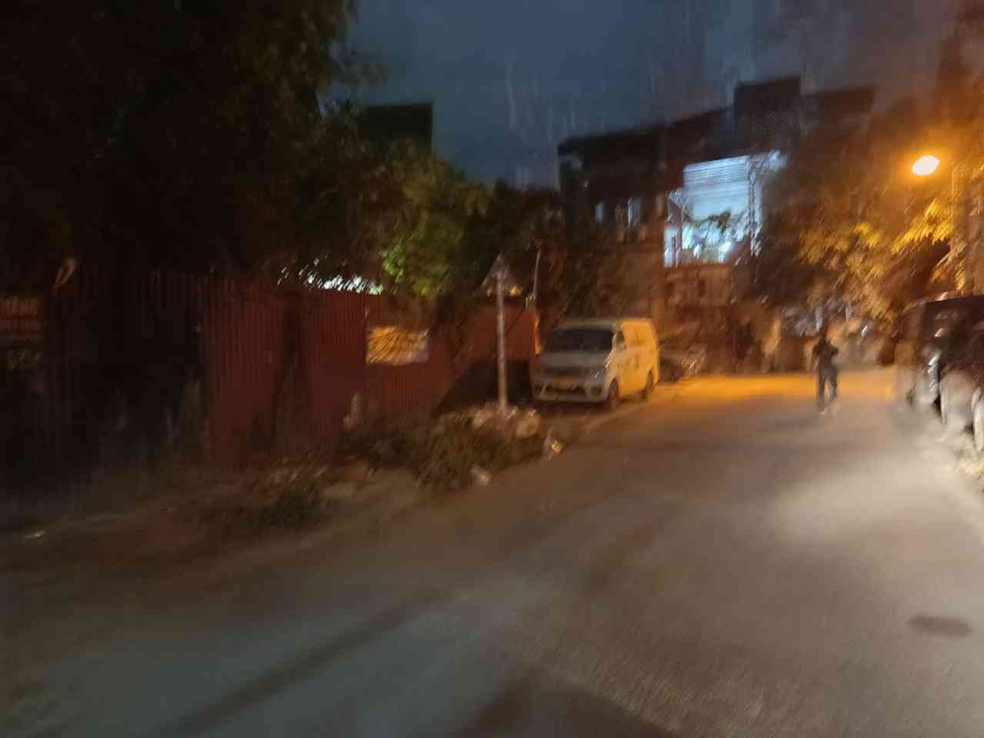 Bán nhà Yên Duyên - diện tích 232m2 0 tầng - Đất bán nằm ở ngõ 209 thông ra ngõ 223 - giá 27,6 tỷ