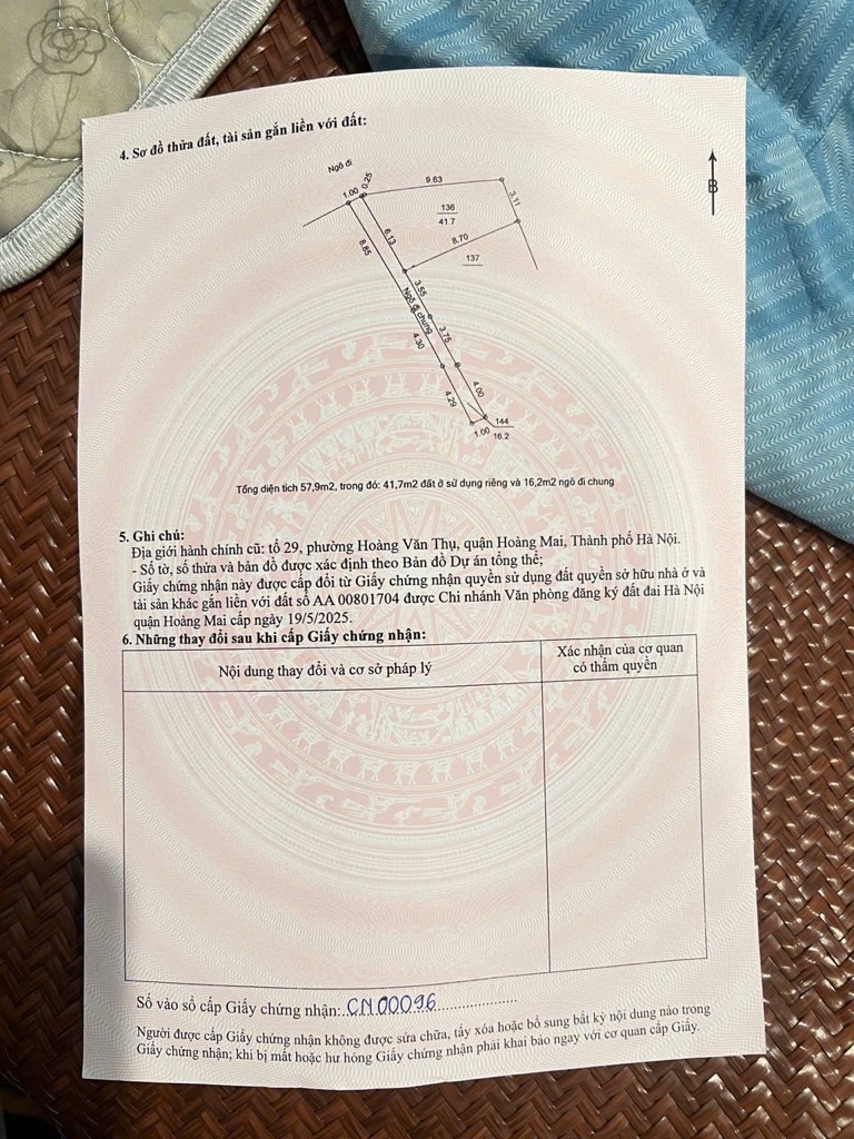 Bán nhà Hoàng Mai - diện tích 42m2 5 tầng - Lô góc, ô tô sát nhà - giá 7,6 tỷ