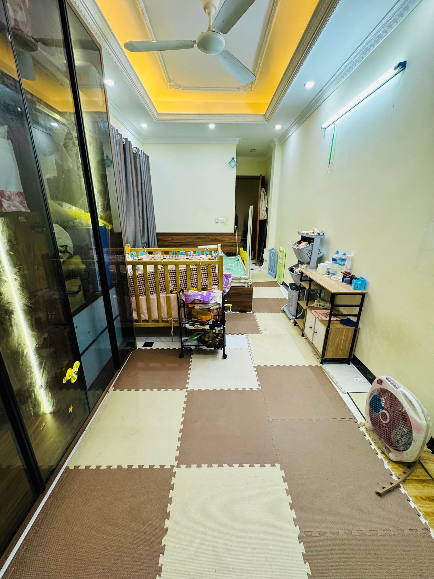 Bán nhà Tân Mai - diện tích 27m2 4 tầng - Lô góc, gần mặt phố - giá 7,5 tỷ