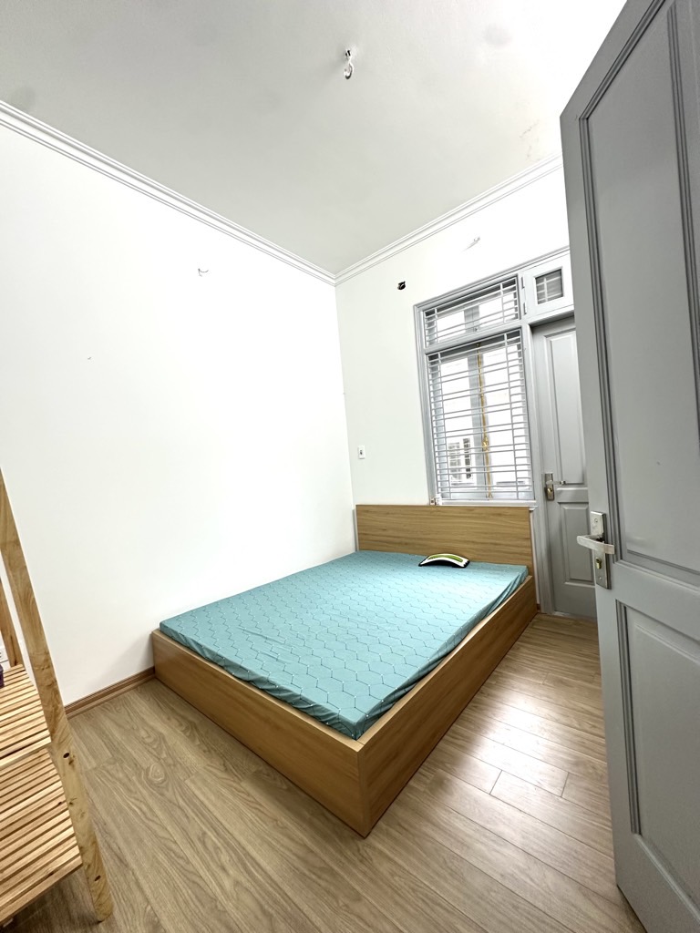 Bán nhà Kim Giang - diện tích 51m2 7 tầng - Lô góc, ô tô tránh - giá Nhỉnh 19 tỷ