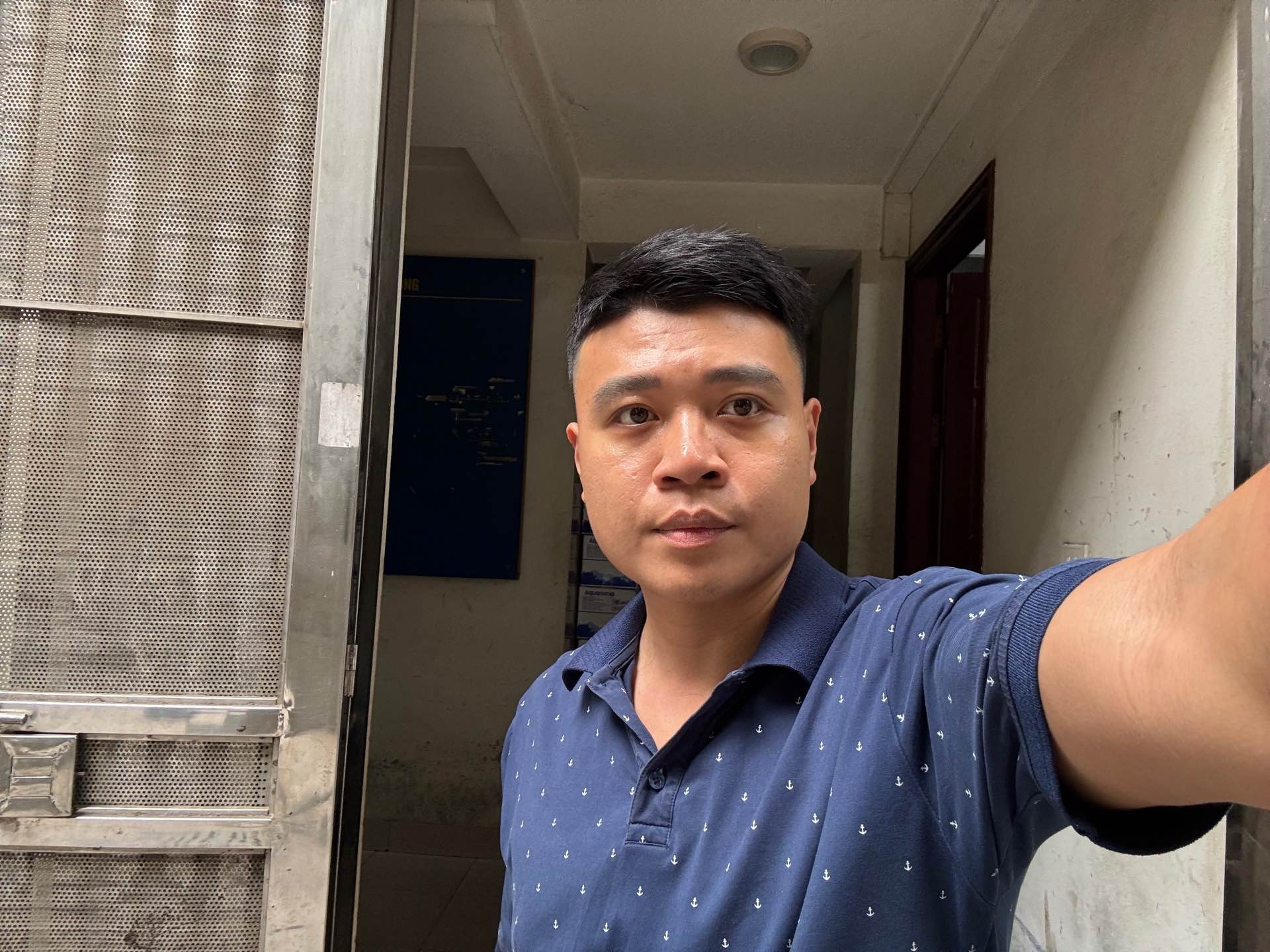 Bán nhà Đặng Tiến Đông - diện tích 75m2 6 tầng - Lô góc 2 mặt thoáng - giá 32 tỷ