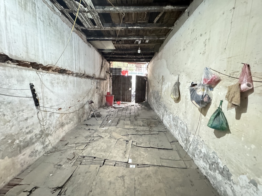 Bán nhà Hàng Bông - diện tích 150m2 1 tầng - Mặt phố cổ, kinh doanh đỉnh - giá 125 tỷ