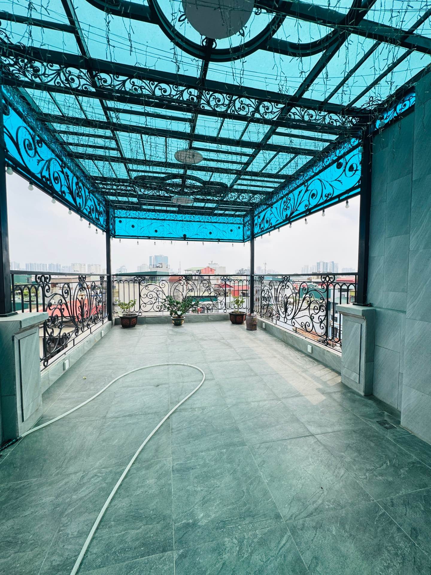 Bán nhà Lê Thanh Nghị - diện tích 68.2m2 7 tầng - ô tô tránh - giá 45 tỷ