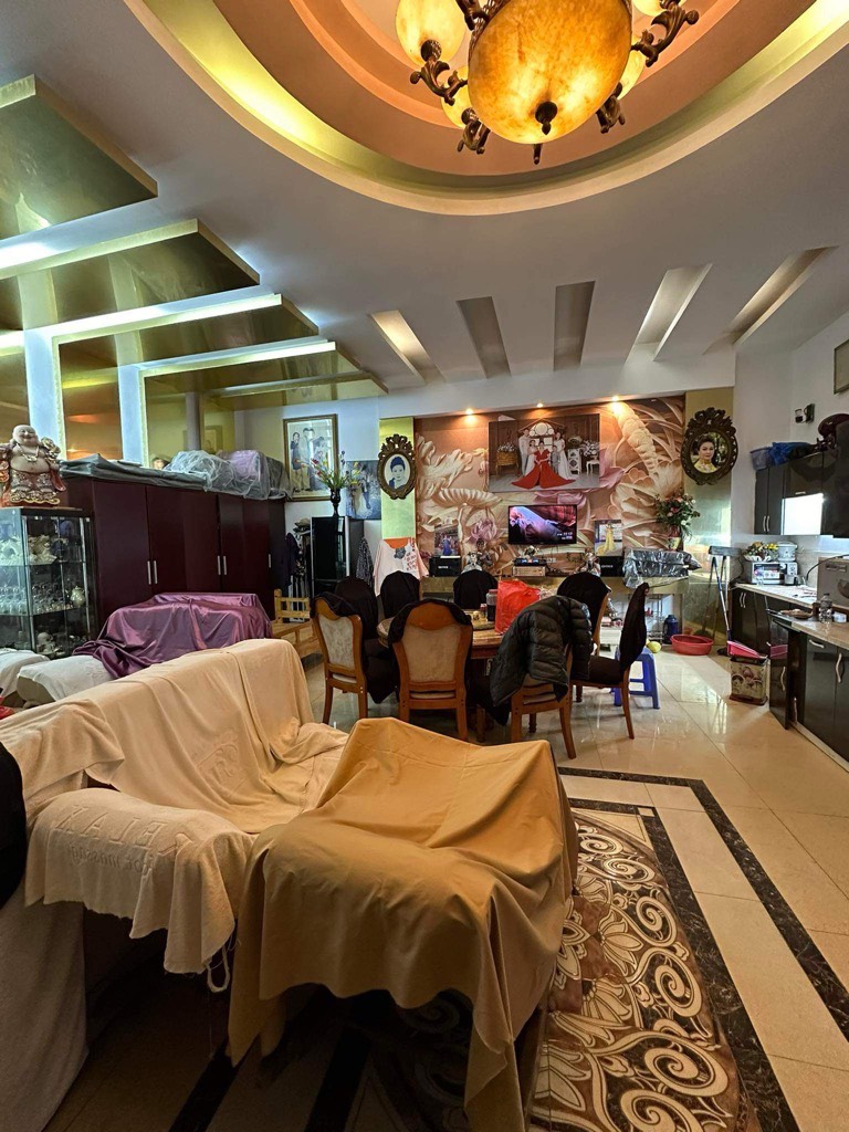 Bán nhà Đặng Trần Côn - diện tích 156m2 7 tầng - Thang máy - giá 32 tỷ