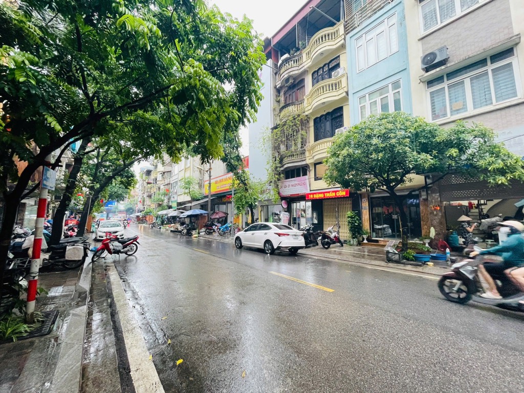 Bán nhà Đặng Trần Côn - diện tích 156m2 7 tầng - Thang máy - giá 32 tỷ