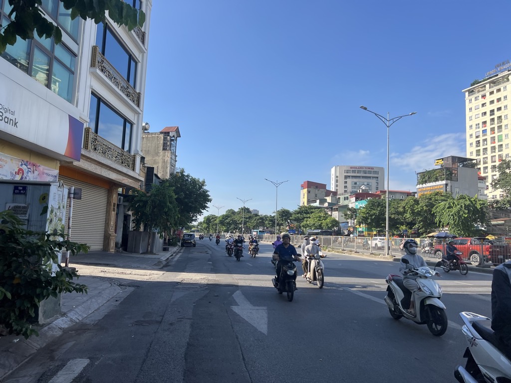 Bán nhà Giải Phóng - diện tích 82.1m2 2 tầng - Mặt tiền quyền lực - giá 32 tỷ