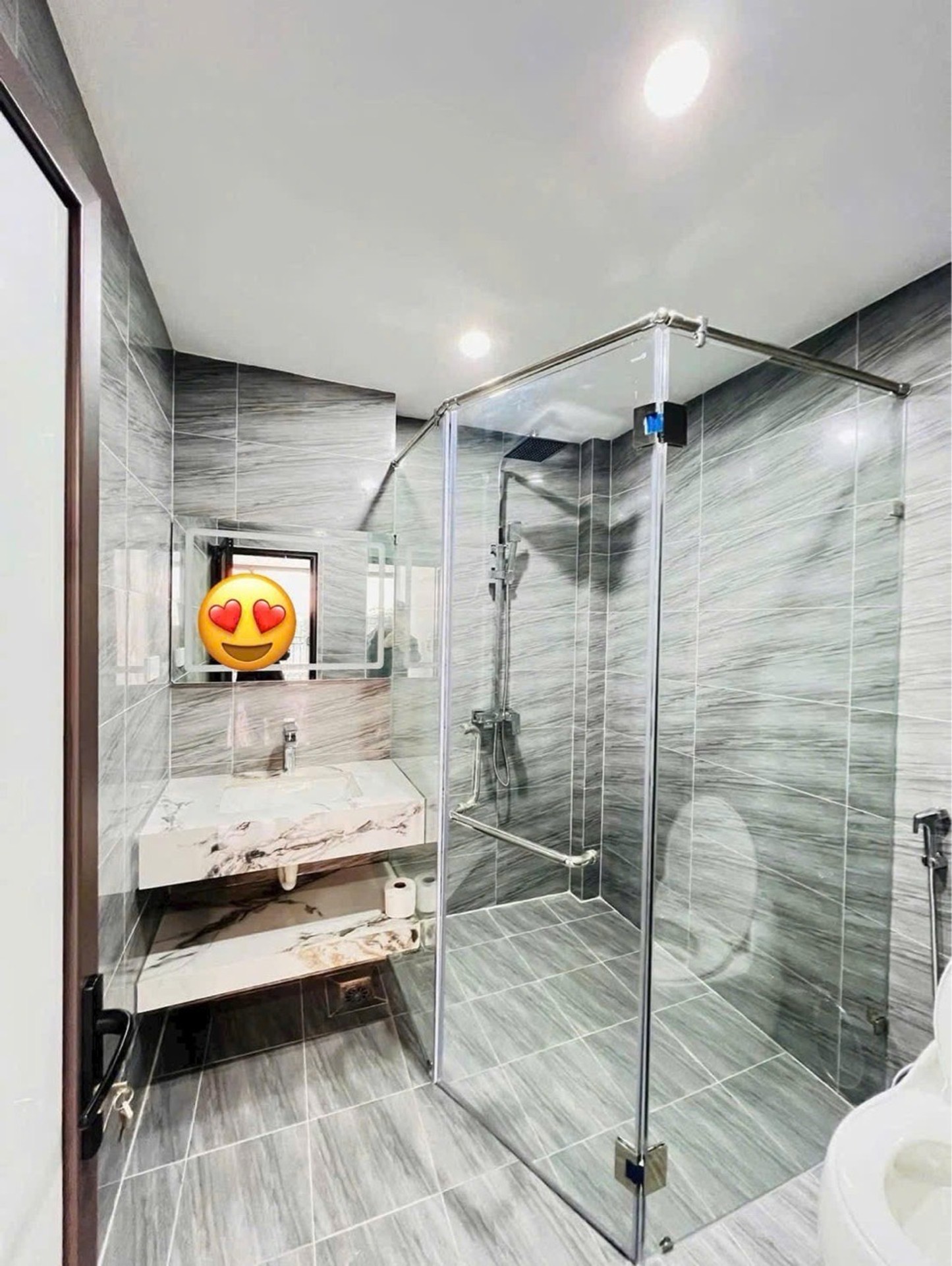 Bán nhà Nguyễn Lân - diện tích 30m2 5 tầng - ô tô đỗ cửa - giá 13 tỷ
