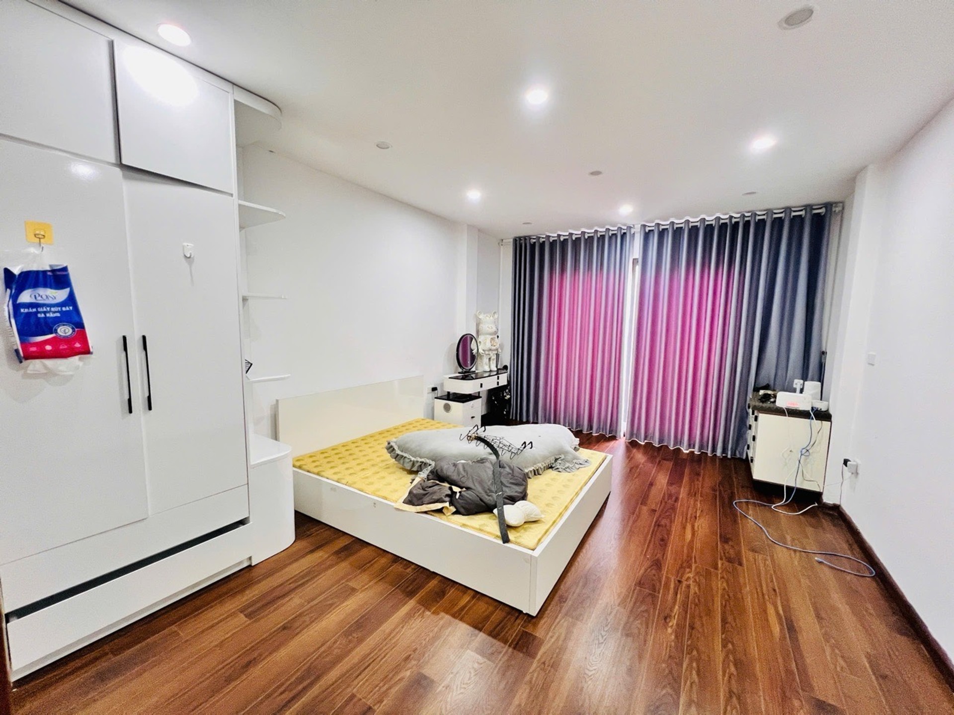 Bán nhà Nguyễn Lân - diện tích 30m2 5 tầng - ô tô đỗ cửa - giá 13 tỷ