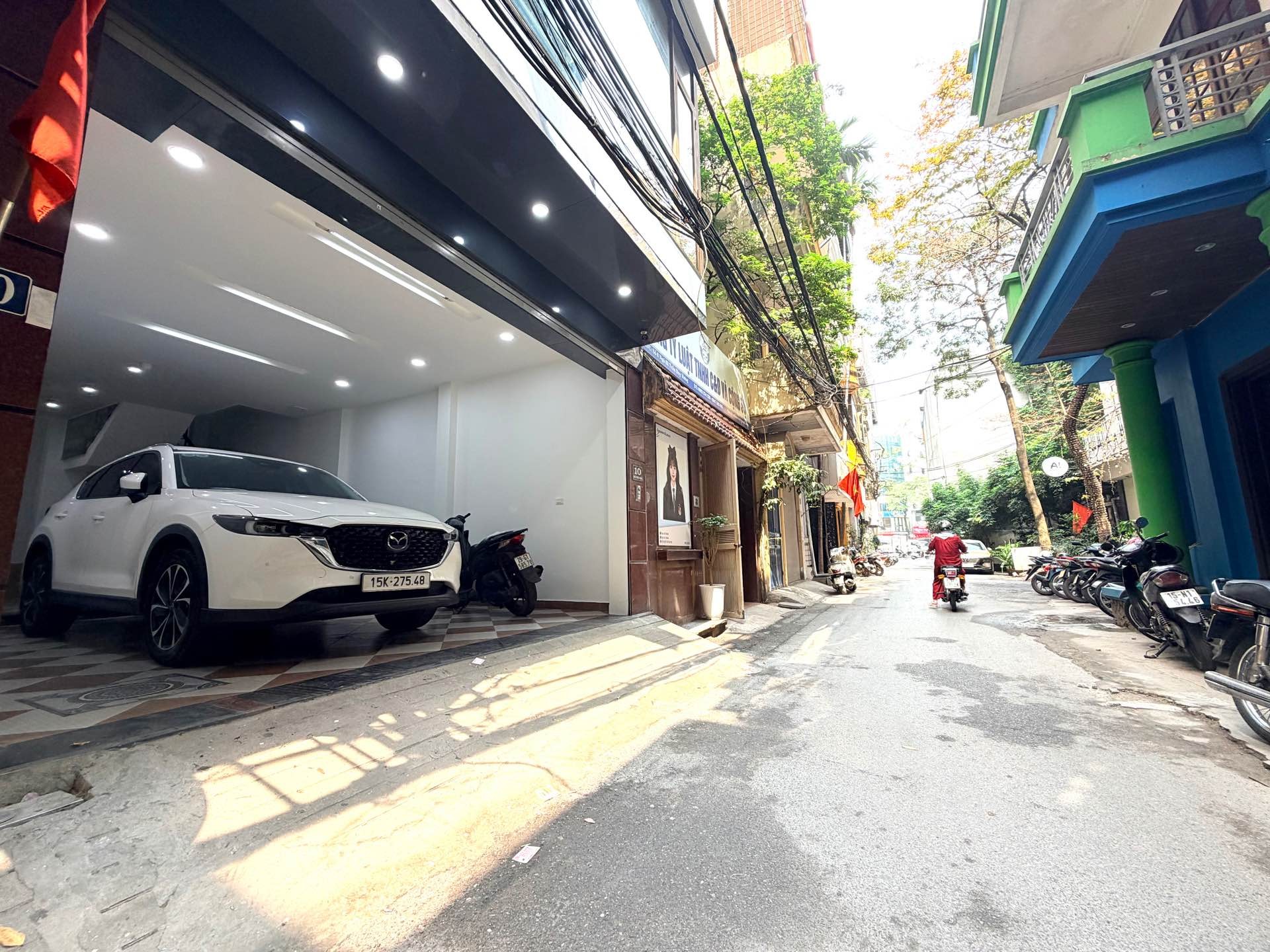 Bán nhà Trần Duy Hưng - diện tích 60m2 5 tầng - ô tô tránh - giá 36,9 tỷ