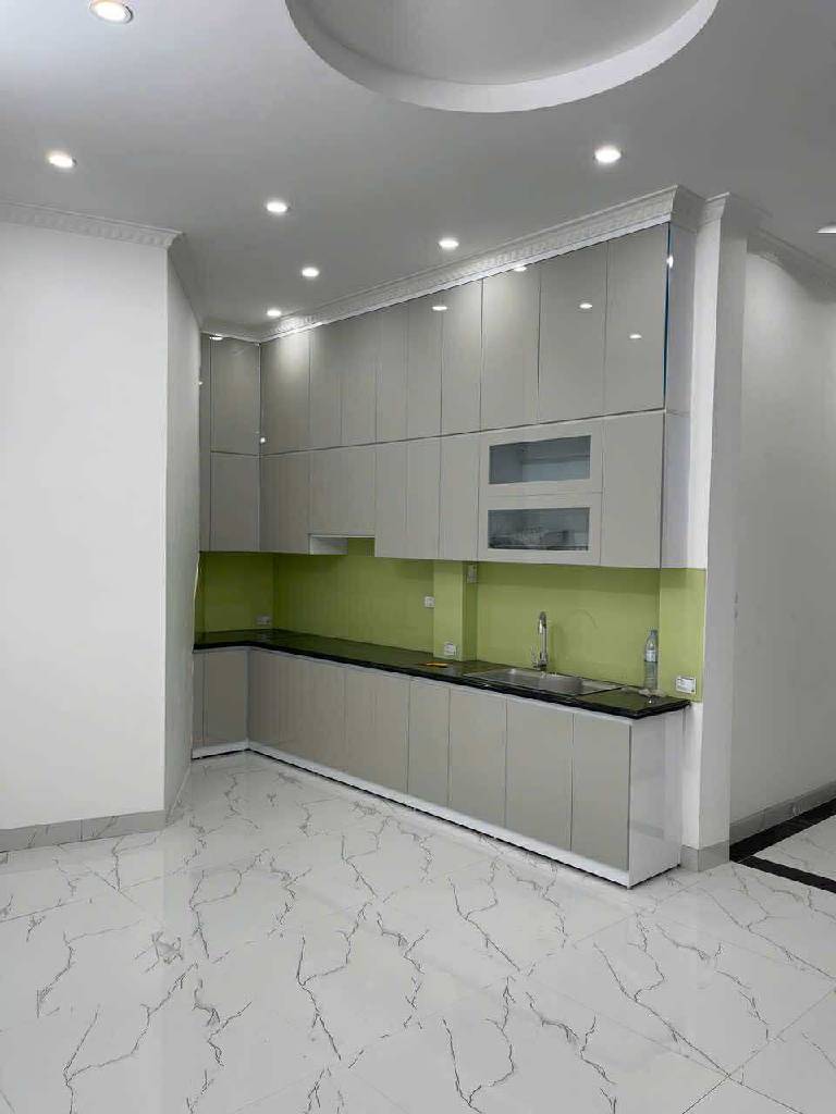 Bán nhà Kim Ngưu - diện tích 67m2 5 tầng - ô tô tránh - giá 15 tỷ