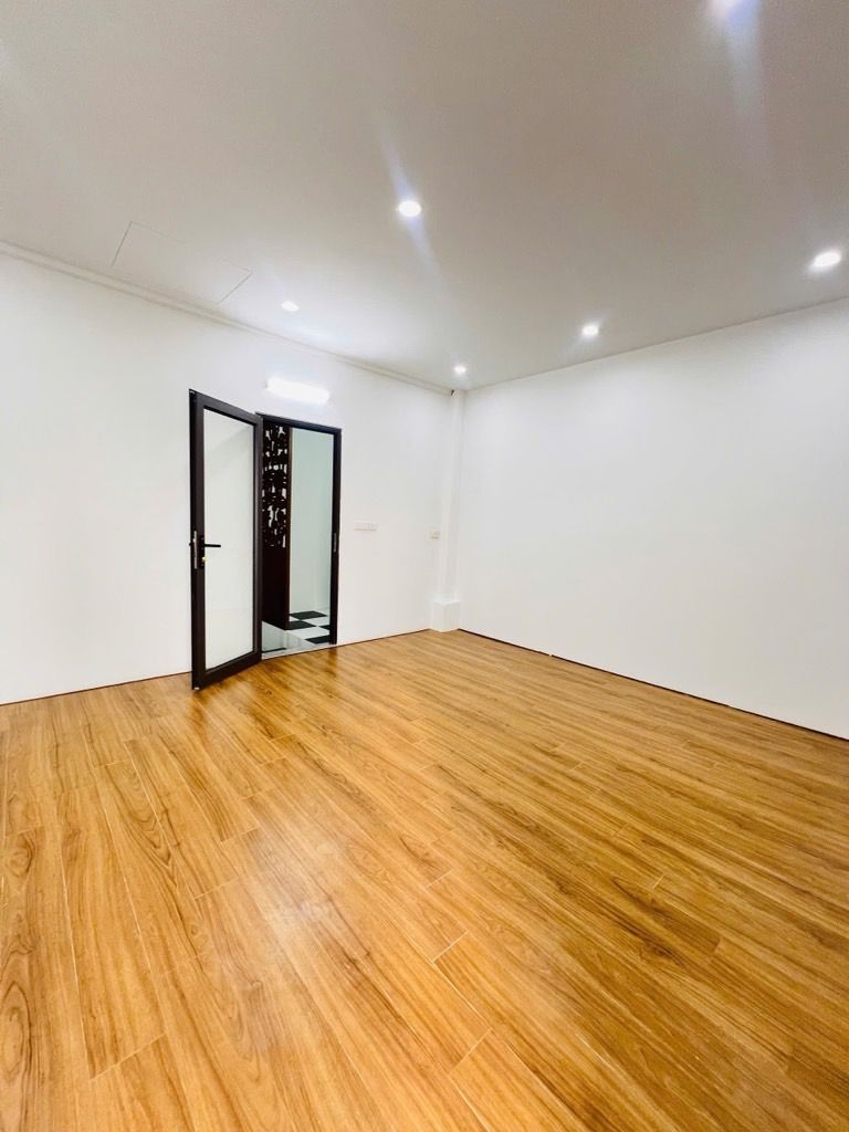 Bán nhà Giáp Nhị - diện tích 36m2 4 tầng - ô tô tránh - giá 7,99 tỷ
