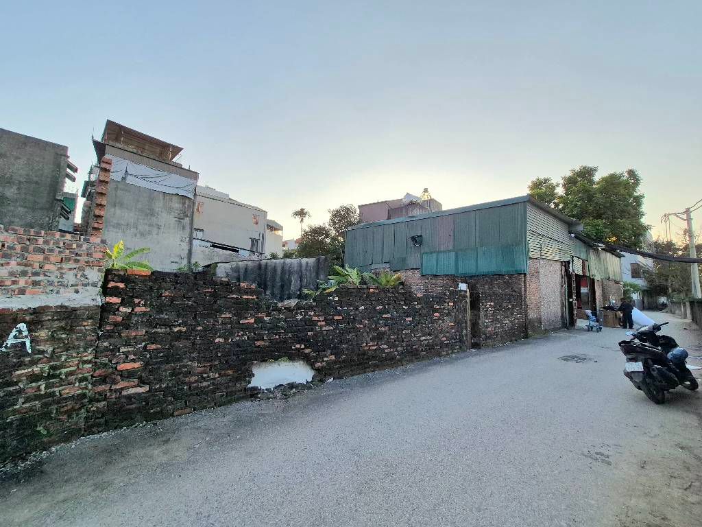 Bán nhà Nam Dư - diện tích 76m2 4 tầng - ô tô tránh - giá 10,5 tỷ
