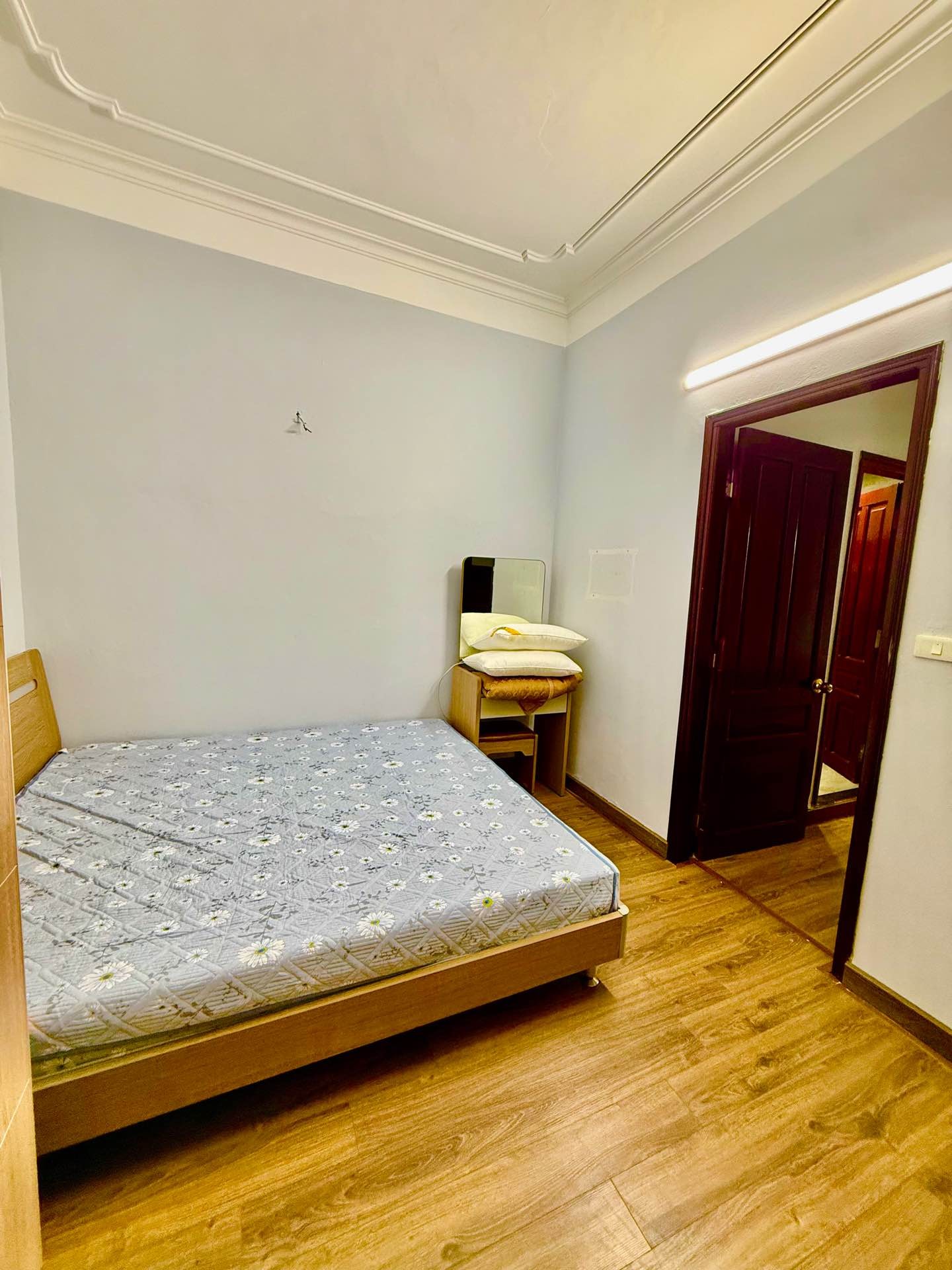 Bán nhà Trương Định - diện tích 51m2 5 tầng - ô tô tải vào thoải mái - giá 20 tỷ
