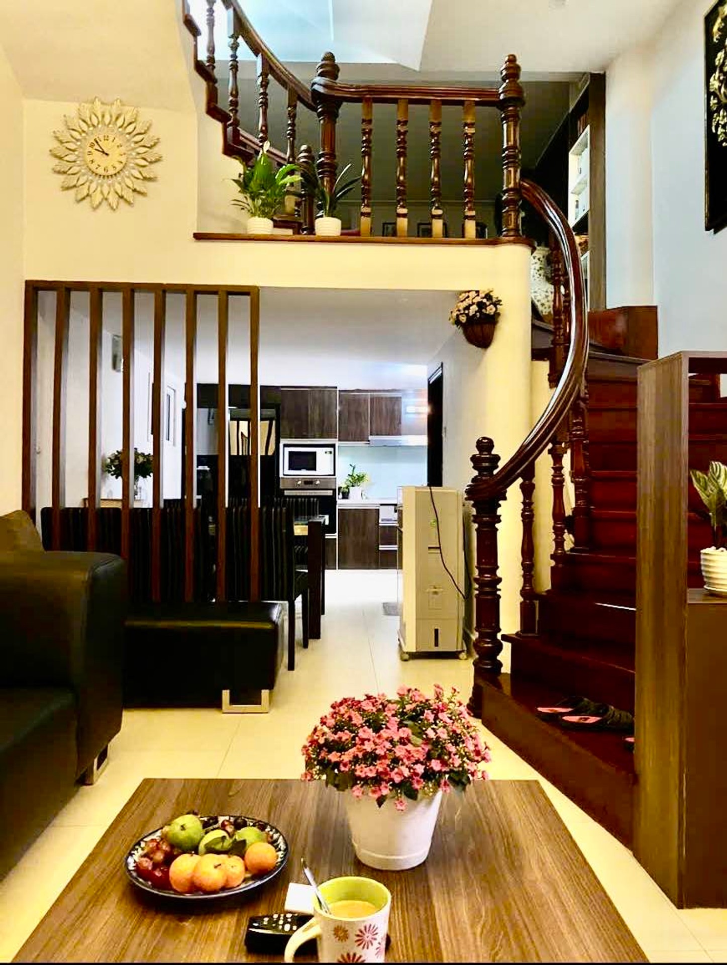 Bán nhà Trương Định - diện tích 51m2 5 tầng - ô tô tải vào thoải mái - giá 20 tỷ