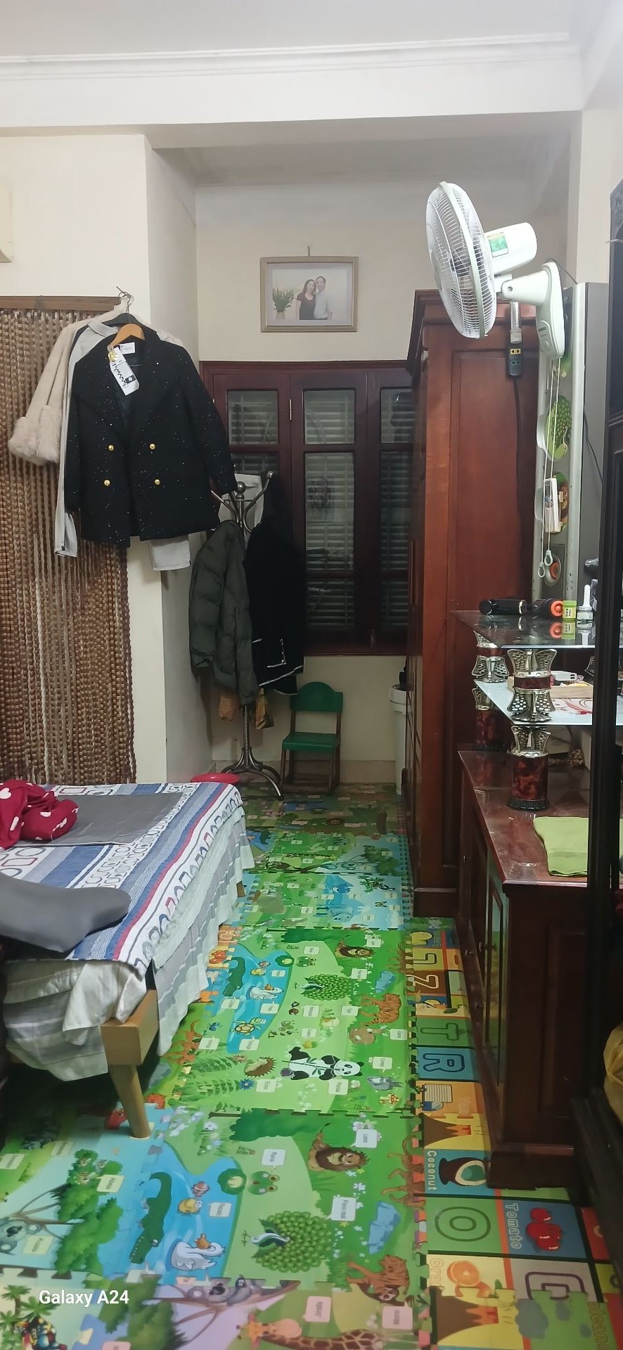 Bán nhà Tứ Liên - diện tích 76m2 5 tầng - ô tô tránh - giá 26,3 tỷ