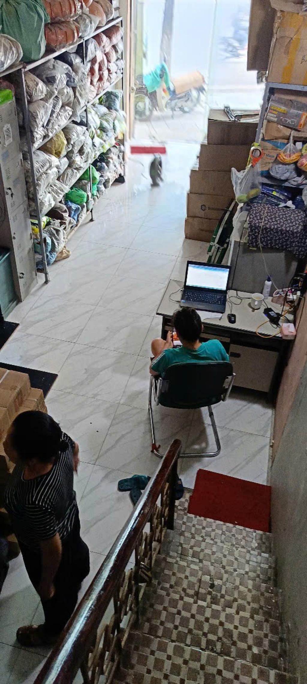 Bán nhà Giải Phóng - diện tích 44m2 3 tầng - Mặt phố, gần bến xe Giáp Bát - giá 15,7 tỷ